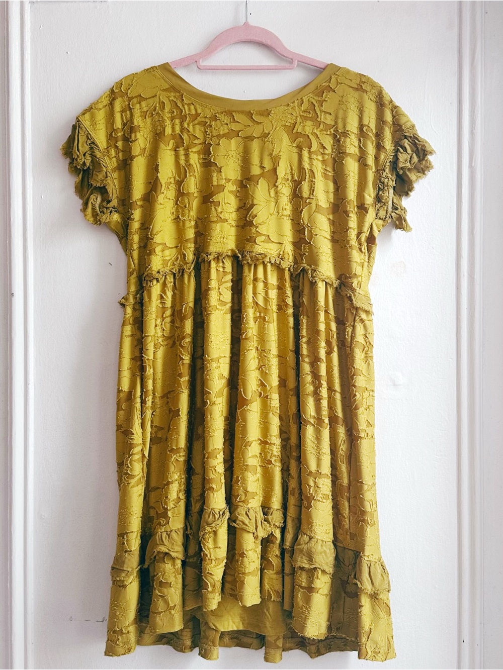 Anthropologie chartreuse Yellow Ruffle knit mini Dress back cutout burnout small - Picture 5 of 10